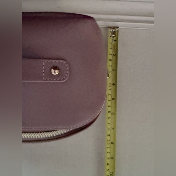 Bergdorf Goodman Lilac Large Travel Makeup Bag w gold hardware NWOT - Picture 14 of 16